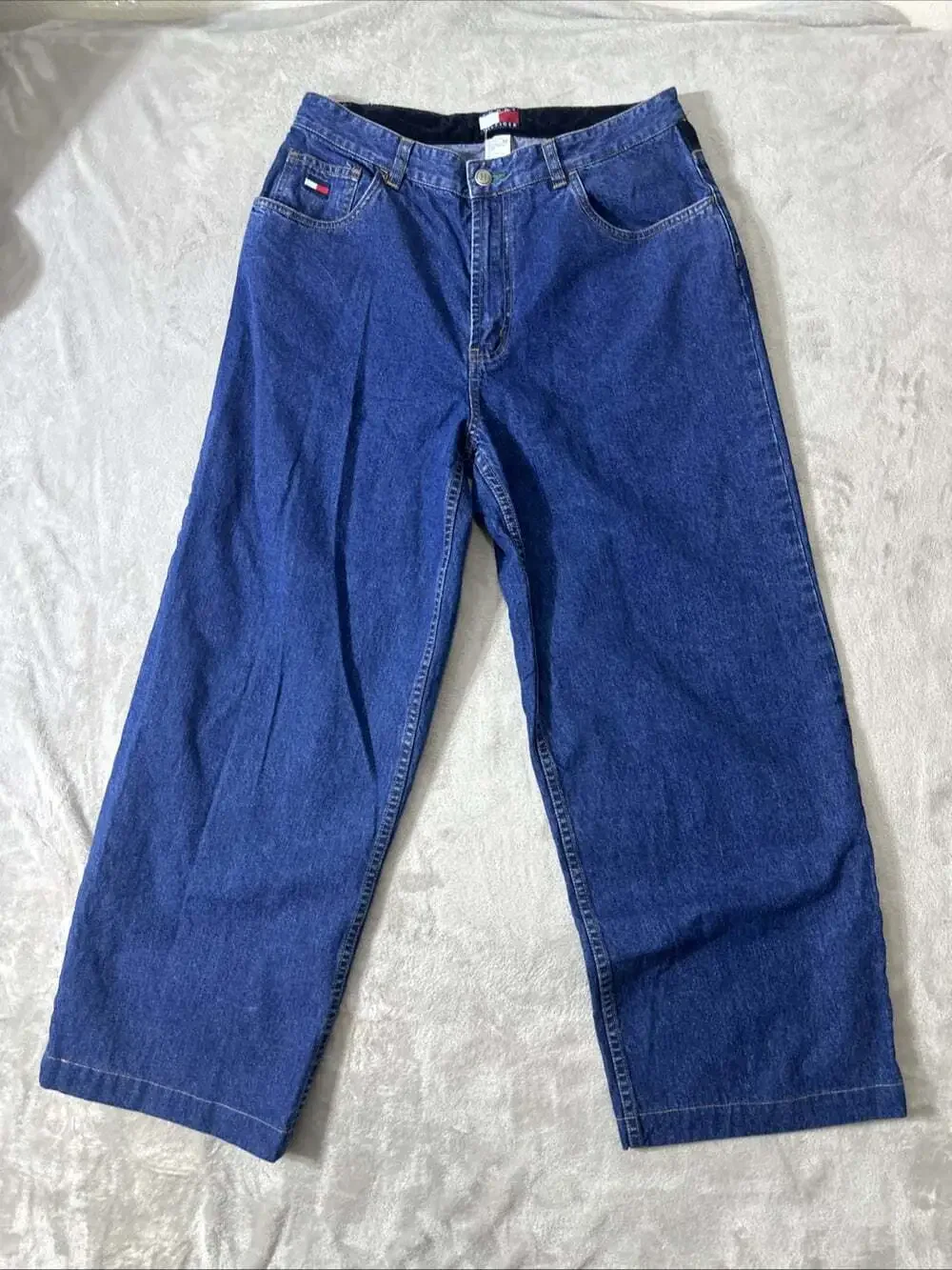 Tommy Hilfiger inseam 28